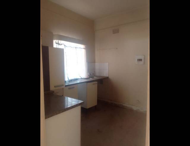 2 BEDROOM APARTMENT FOR SALE IN FLORIDA